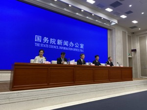 交通运输部：已基本完成乡镇和建制村“两通”任务 将推进交通建设项目更多向进村入户倾斜