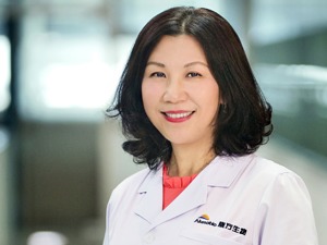 每经记者专访康方生物董事长夏瑜：只做首创药，首款抗肿瘤产品最快明年上市