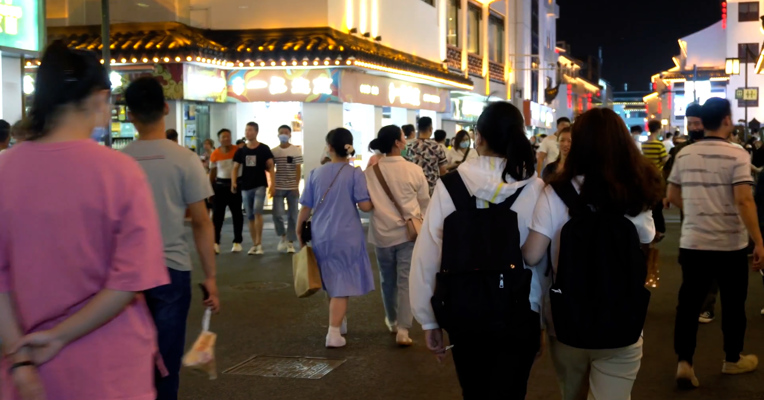 视频丨35城人均消费排行榜：17个城市人均消费支出超3万元