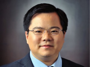 每经记者专访平安创投CEO张江：看好大健康产业 挖掘存量投资机会