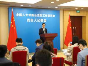 降低刑事责任年龄，还是“恶意补足年龄”？刑法修正案草案：12至14岁故意杀人等犯罪或将负刑责
