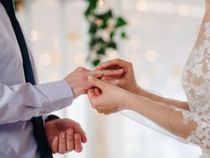 为恶意转移房产，结婚—离婚—再结婚—再离婚，法院判决“无效”！