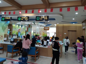 深度丨流感疫苗“一针难求”探因：生产周期4~5个月、接种率低，企业难料当年需求