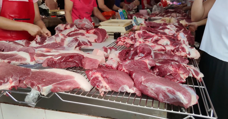 视频丨商务部：猪肉批发价格每公斤42.37元，下降4%