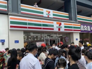 外资便利店下沉，谁来定义“小镇青年”消费学？