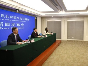 同一天三场发布会 三部委答每经记者问