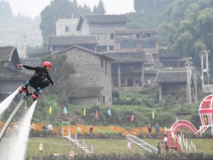 中共中央建议：落实带薪休假制度，扩大节假日消费
