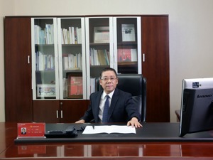 锦泰保险董事长邓明湘：保险公司的品牌形象是“赔”出来的