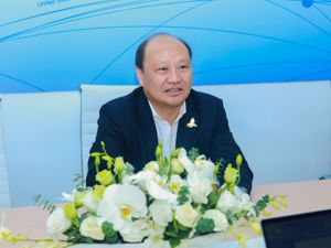 专访复星医药董事长吴以芳：mRNA疫苗是国际合作的硕果，将积极践行“双循环”战略