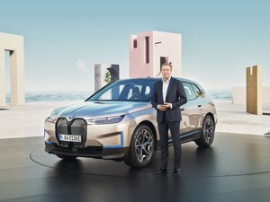 创新纯电动BMW iX全球首发 齐普策：宝马集团正在重构自我