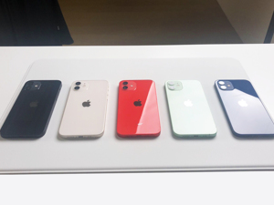 iPhone再成双11百亿补贴流量担当，拼多多醉翁之意不在酒