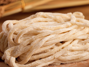 一碗面条拿下4.5亿融资！中式快餐江湖能诞生比肩肯德基的巨无霸企业吗？