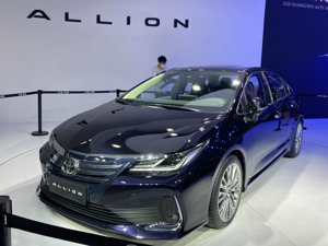 广州车展连发四款全新车型 胡绍航：一汽丰田2022年将年销百万辆