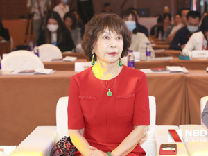 新希望集团联合创始人李巍：消费创新是什么，把传统行业用不传统的方式重做一遍