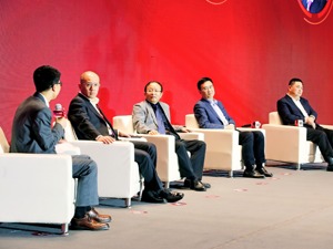 企业家论道未来五年战略 “十四五”即将开局 掌握硬核科技才能抓住“风口”