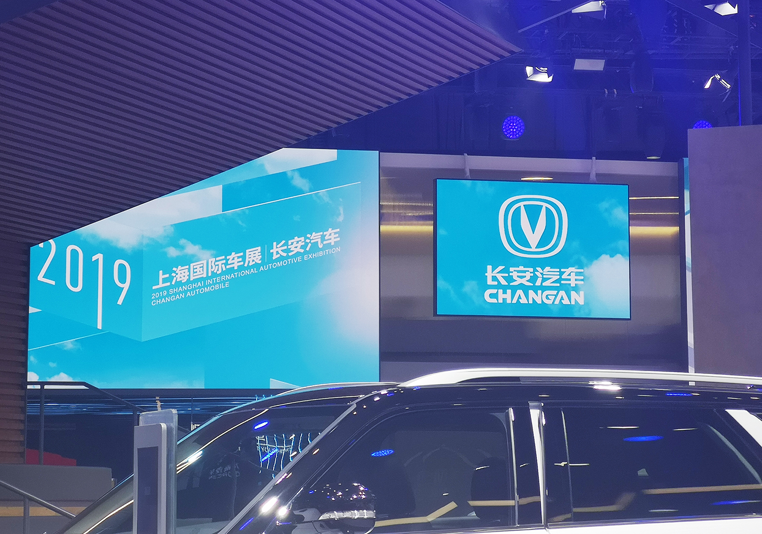 每日经济新闻