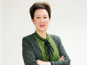 专访现代牧业总裁高丽娜：规模化养殖是摸着石头过河，5年内或再建20个“万头牧场”