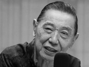 “钢琴诗人”傅聪感染新冠病毒在英国逝世，他曾说：不敢妄称大师