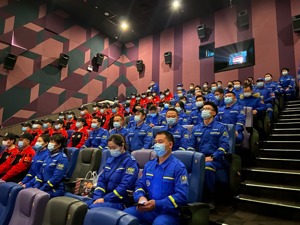 《紧急救援》等贺岁档影片助推2020年中国电影票房冲击200亿