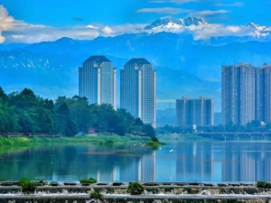 成都邛崃：开启高质量发展新征程