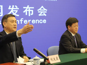 春节烟花爆竹禁令能否放开？生态环境部答每经问：集中燃放将导致PM2.5快速上升，倡议尽量不放或少放