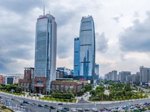 “准万亿城市”盘点：东莞一步之遥，长三角四城接力，大连沈阳还有戏吗？