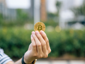 又来利好！一度大涨超8%，比特币再创历史新高