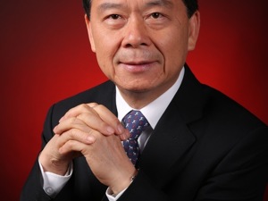 全国人大代表、广汽集团董事长曾庆洪：建议加强汽车关键零部件产业链建设，汽车强国应先“强芯”