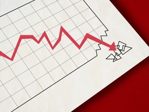 推迟年报披露时间疑吓趴股价 *ST界龙又临阵变更审计机构