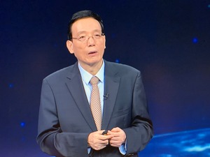 每经专访全国政协经济委员会副主任刘世锦：宏观政策不急转弯但要转好弯 预计今年GDP增长8.7%