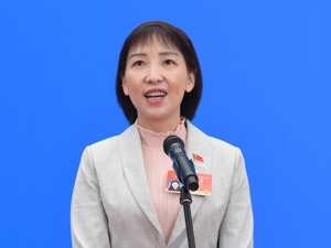 全国人大代表查艳：贵州省实现省-市-县-乡四级远程医疗系统全覆盖 ，山地紧急医学救援体系不断完善