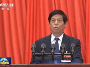 10个月内审议法律草案、决定草案53件，全国人大常委会立法工作进入新阶段，高效率成显著特点