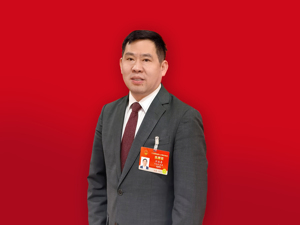 两会专访 | 哪吒汽车董事长方运舟：汽车操作系统将成为车企间的新博弈点