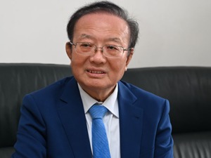 每经专访商务部原副部长魏建国：民企参与国际产业链分工门槛将降低 企业家应抓住二次创业最好机会