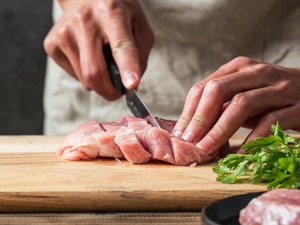 3月15日至21日食用农产品价格继续下降 生产资料价格小幅上涨