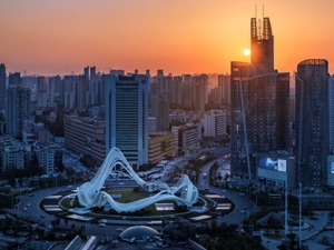 城市24小时 | 中央定调，武汉、郑州“挑头”