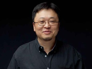 带货一周年 |“非典型”网红罗永浩
