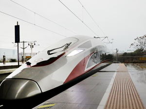高铁里程、高速公路里程、内河通航里程……多项“世界第一”彰显我国交通领域历史性成就  