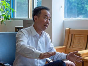 每经记者对话三明医改“操盘手”詹积富：斩断灰色药价链条，还行医环境一片蓝天白云