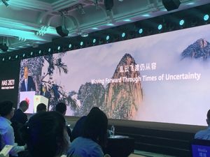 云业务变阵、造车、芯片制裁……你想知道的，华为徐直军在分析师大会上全回应了