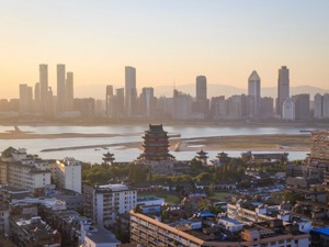 城市24小时 | 江西“扬名”行动，从一线城市开始