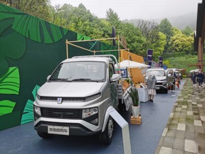吉利加速提振商用车业务：并购重组扩版图 以清洁能源为战略方向
