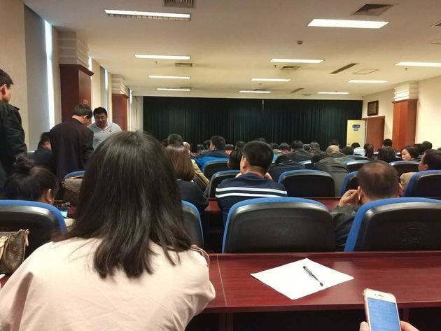 雄县紧急开会:中介开发商即刻停止一切售楼行为
