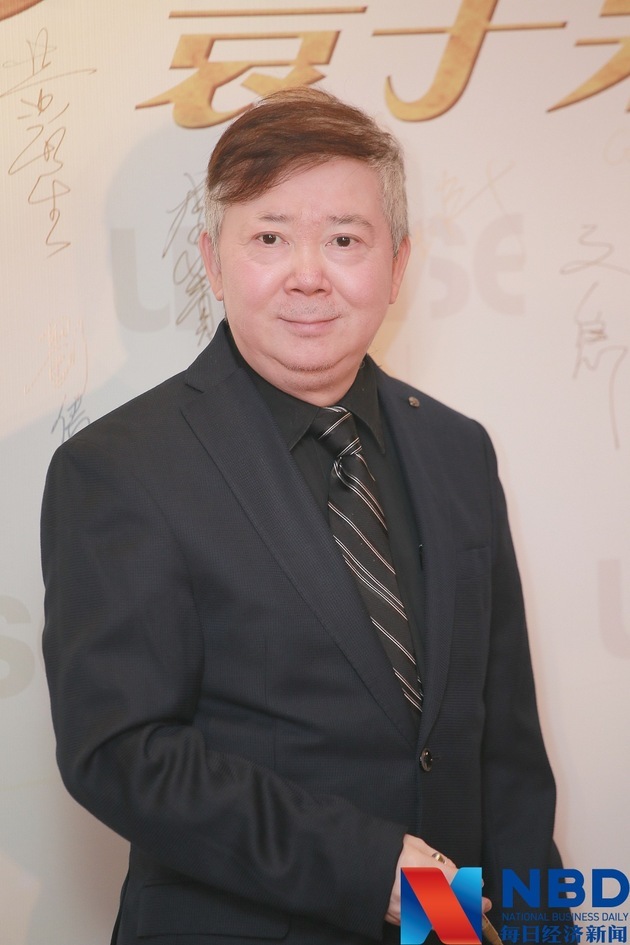 原香港电影金像奖主席文隽:20年前香港回归的那一天,我就在四川拍戏,成都有太多故事可以说 | 每日经济新闻