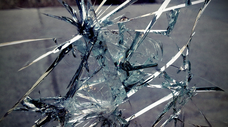 俗话说"破镜不能重圆".